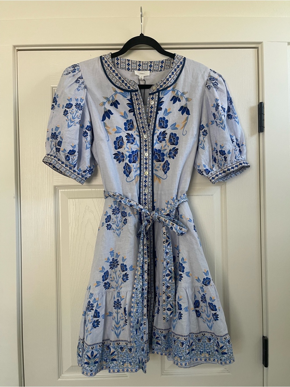 NWT Women’s A Loves A Blue Floral Linen Blend Mini Dress Size L